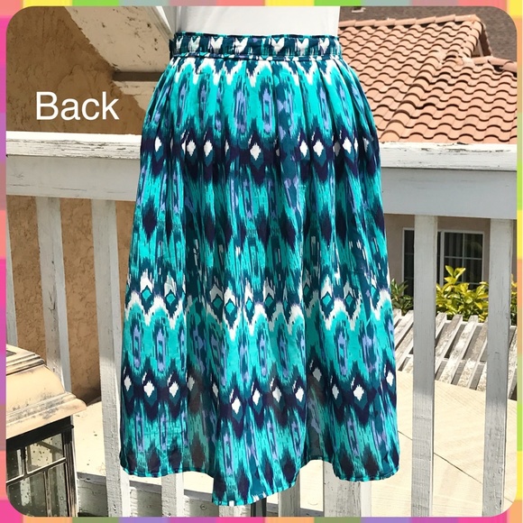 New H&M Aqua Blue Teal Multicolor Ikat Tribal Print Hi-Lo Hem Skirt Size 6 or S - Picture 6 of 8